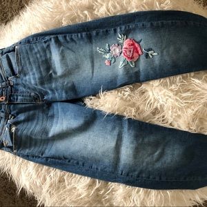 abercrombie kids girlfriend jeans w flower patch